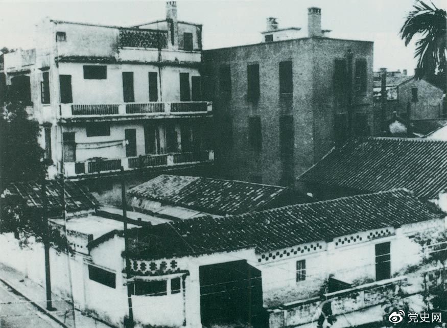 　　1923年6月12日至20日，中國共產(chǎn)黨在廣州東山恤孤院路后街31號（今恤孤院路3號）召開第三次全國代表大會，圖為大會舊址。